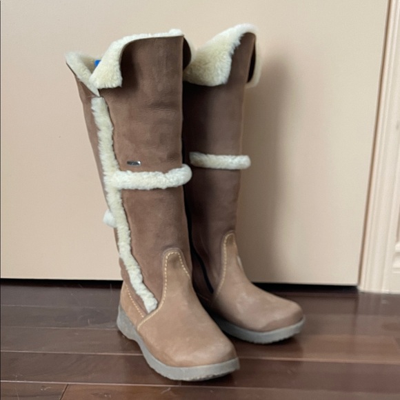 Pajar Tan Shearling-Lined Winter Boots sz 9 - Picture 1 of 9